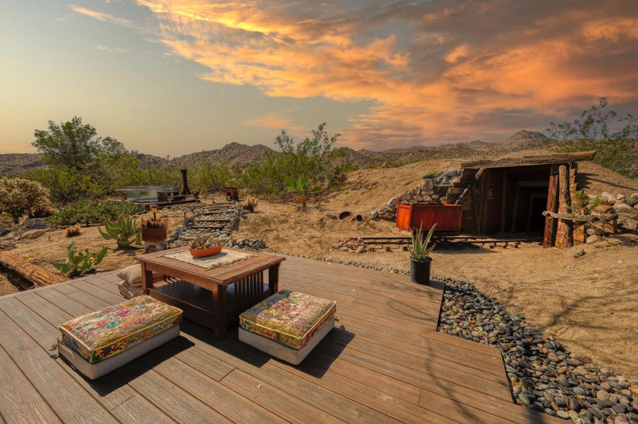 @ Marbella Lane - The Wine Mine Desert Escape جوشوا تري المظهر الخارجي الصورة