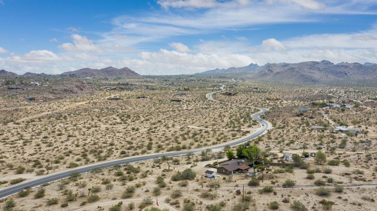@ Marbella Lane - The Wine Mine Desert Escape جوشوا تري المظهر الخارجي الصورة