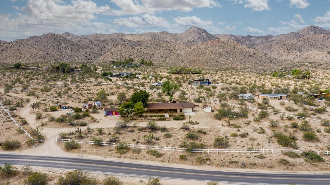 @ Marbella Lane - The Wine Mine Desert Escape جوشوا تري المظهر الخارجي الصورة